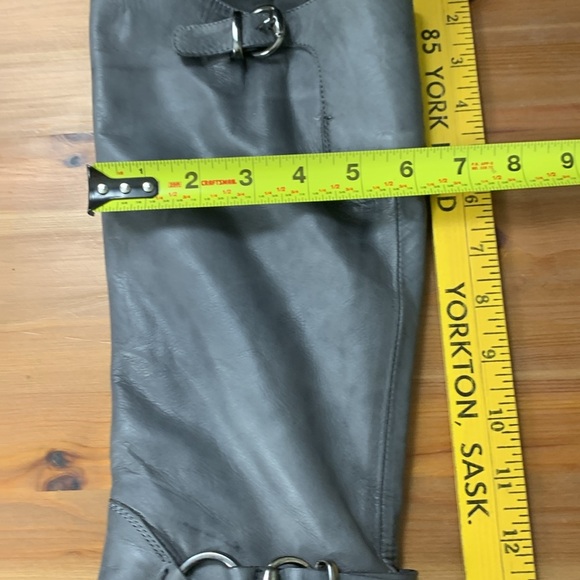 Arnold Churgin Italian made, 100% leather over the knee gray boots - Picture 12 of 17